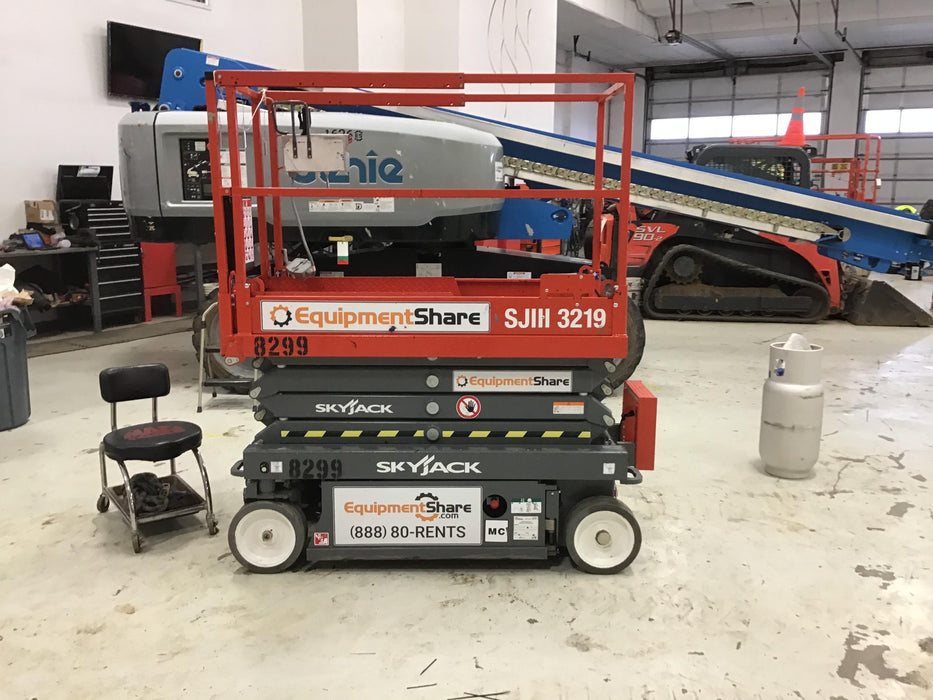 2018 SKYJACK SJIII-3219