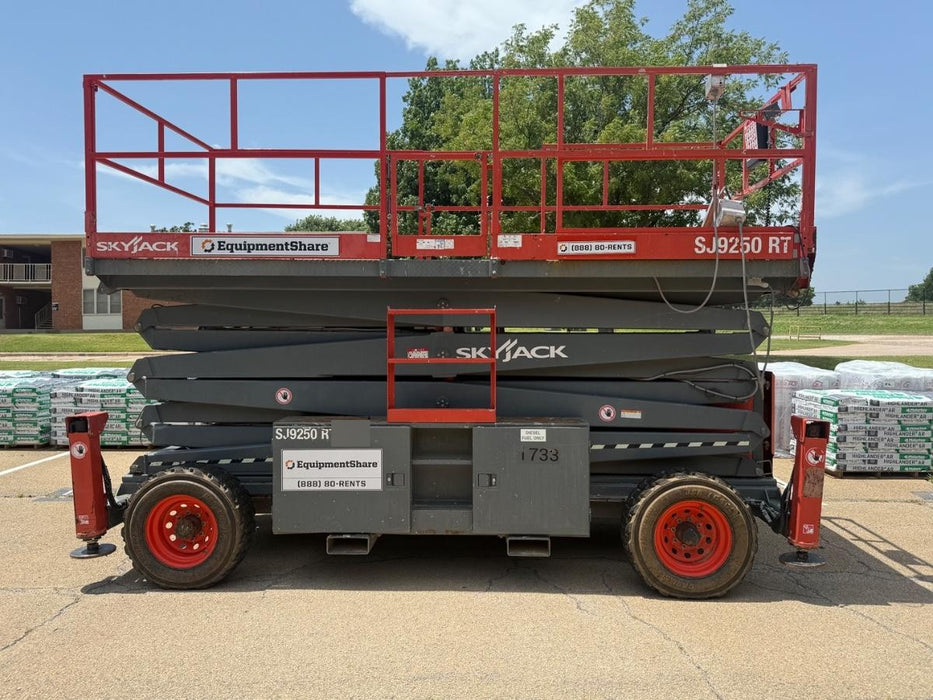 2016 SKYJACK SJ9250 RT