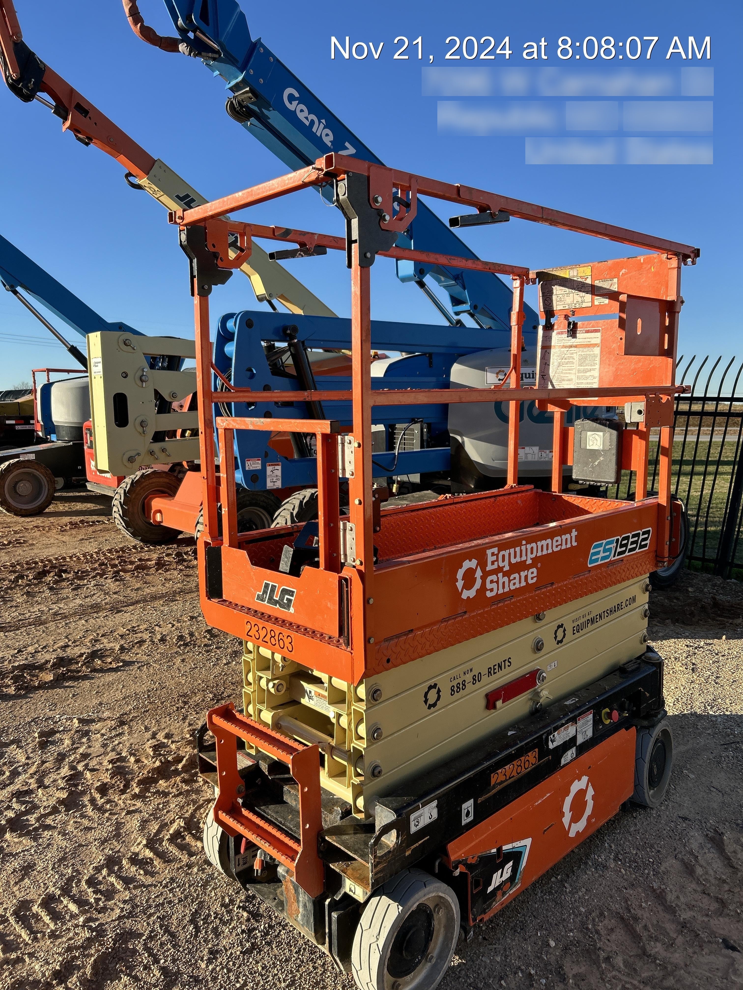 2022 JLG ES1932