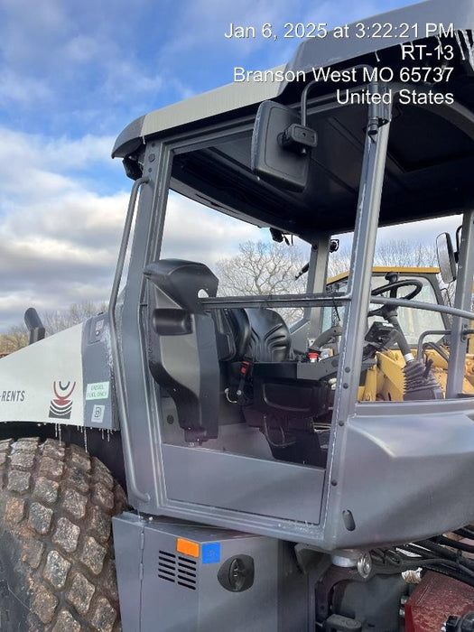 2024 DYNAPAC CA2500D