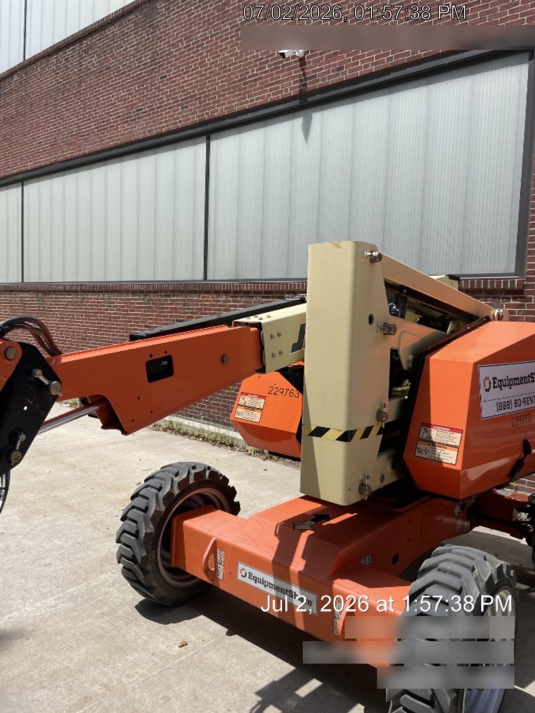2022 JLG 340AJ