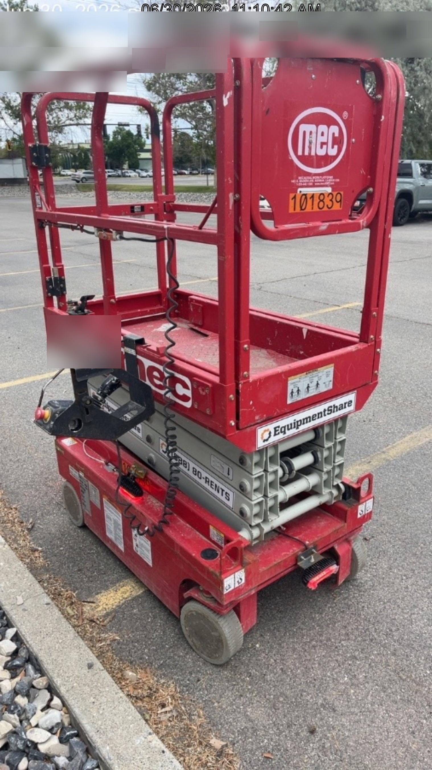 2020 MEC 1330SE Solid NM Tires, Steel Swing out Doors, LCS, Beacon, 900W Invertor