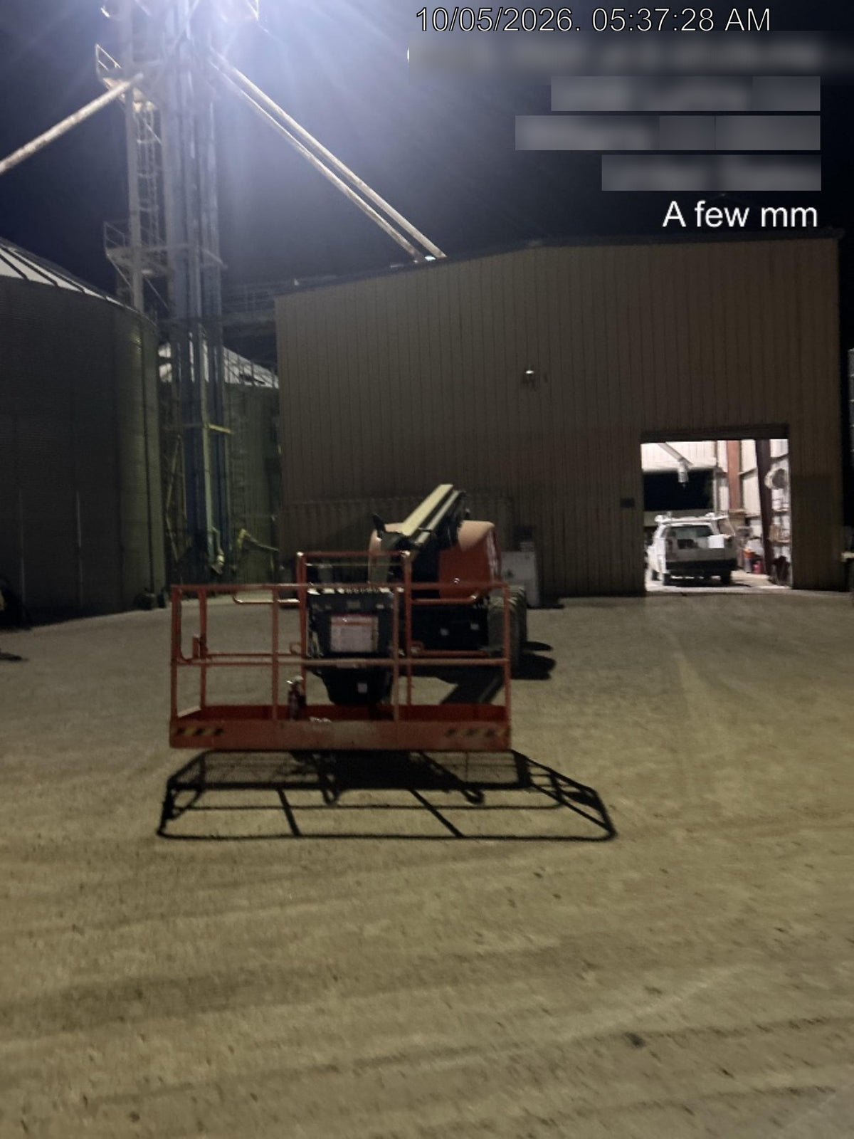 2025 JLG 600AJ