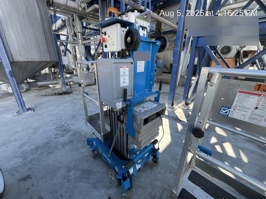 2021 GENIE AWP-30S DC