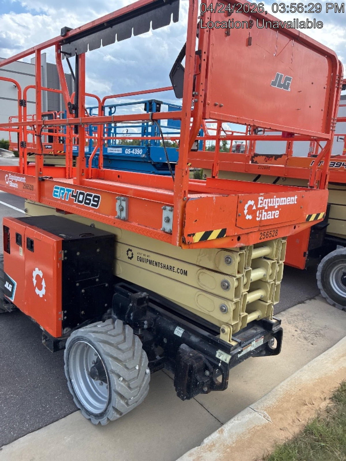 2022 JLG ERT4069
