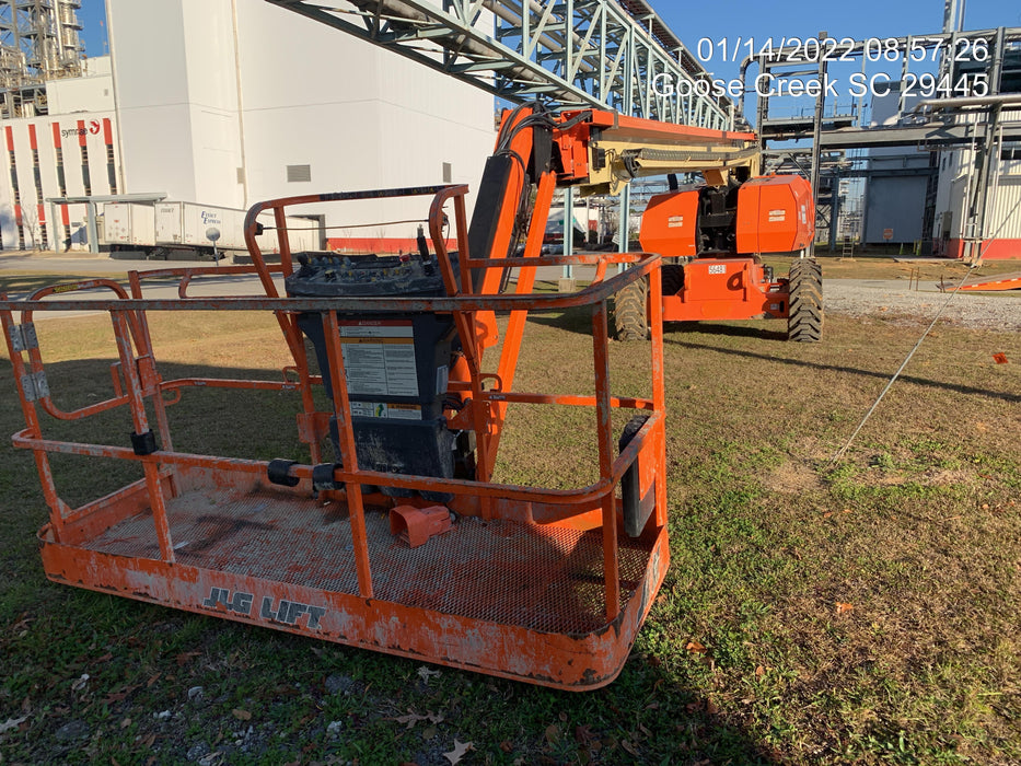 2020 JLG 860SJ Deutz Diesel Engine, FF Tires, Rotating Beacon, Panel Cradle Package