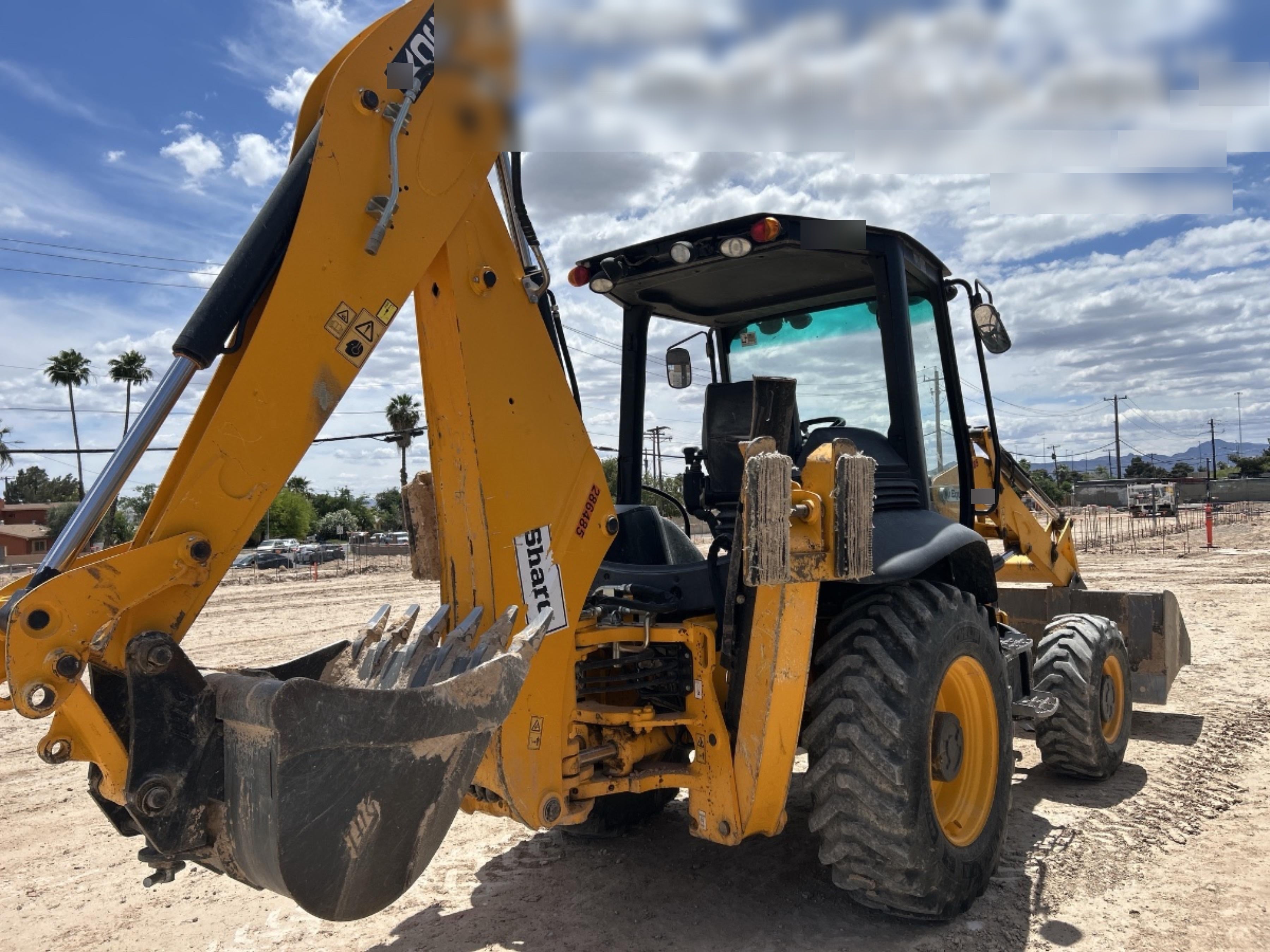 2023 JCB 3CX-14