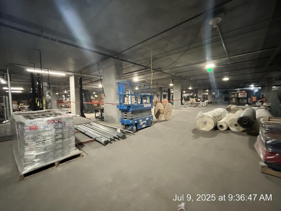 2020 Genie GS-1930 Solid Non Marking Tires, Beacon, Folding rails with half height swing gate, 800W Inverter