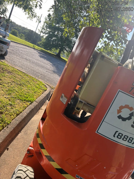 2021 JLG E300AJP