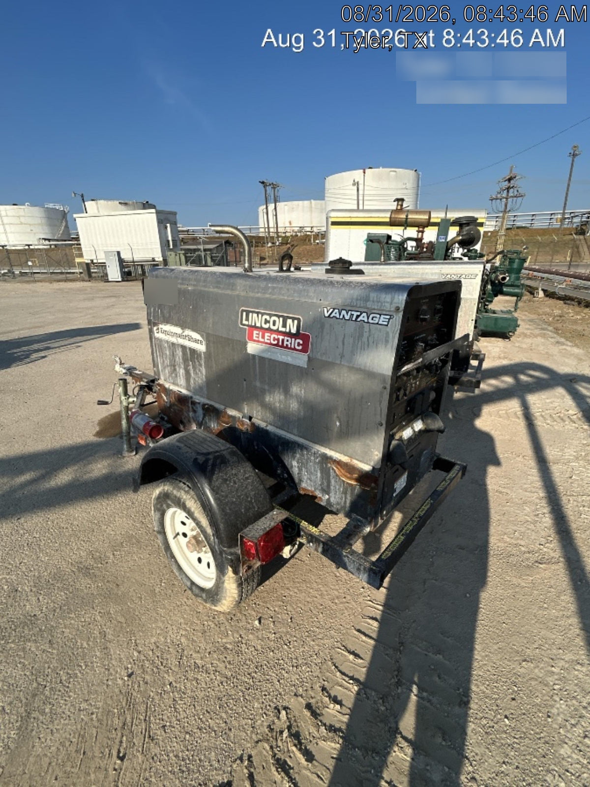 Lincoln Electric Vantage 322 Lincoln Vantage 322 Welder w/Trailer