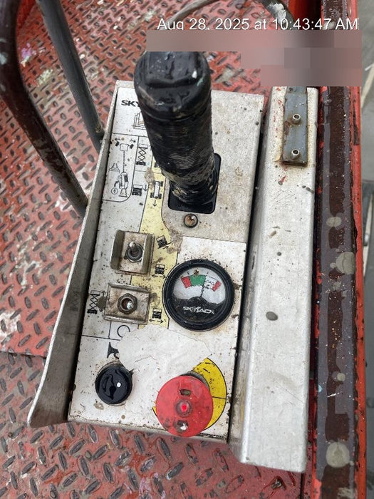 2015 Skyjack SJIII-3226 26' Electric Scissor Lift