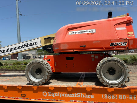 2021 JLG 600S
