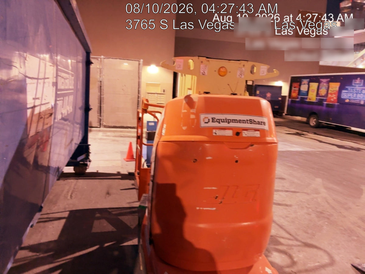 2022 JLG 26E