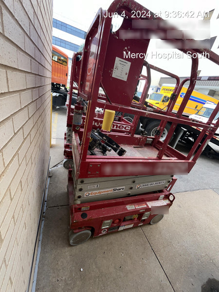 2019 MEC 1330SE MEC 1330SE w/ES Track Hardware, Full Extended 2 Year Warranty