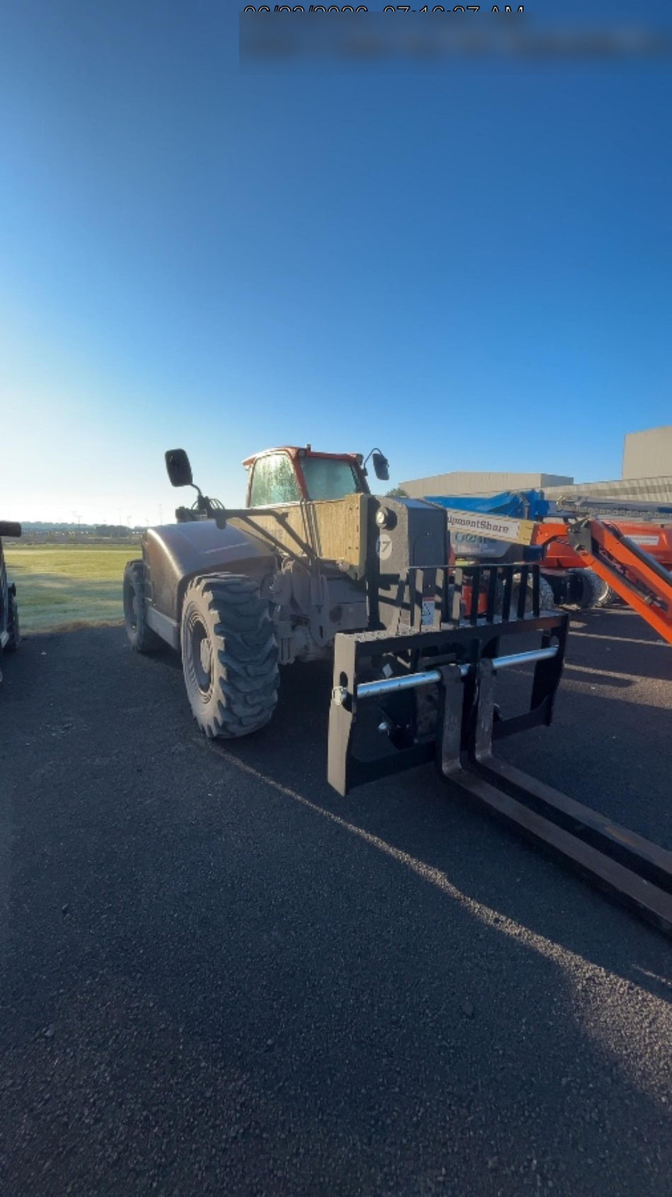 2025 JLG 1732