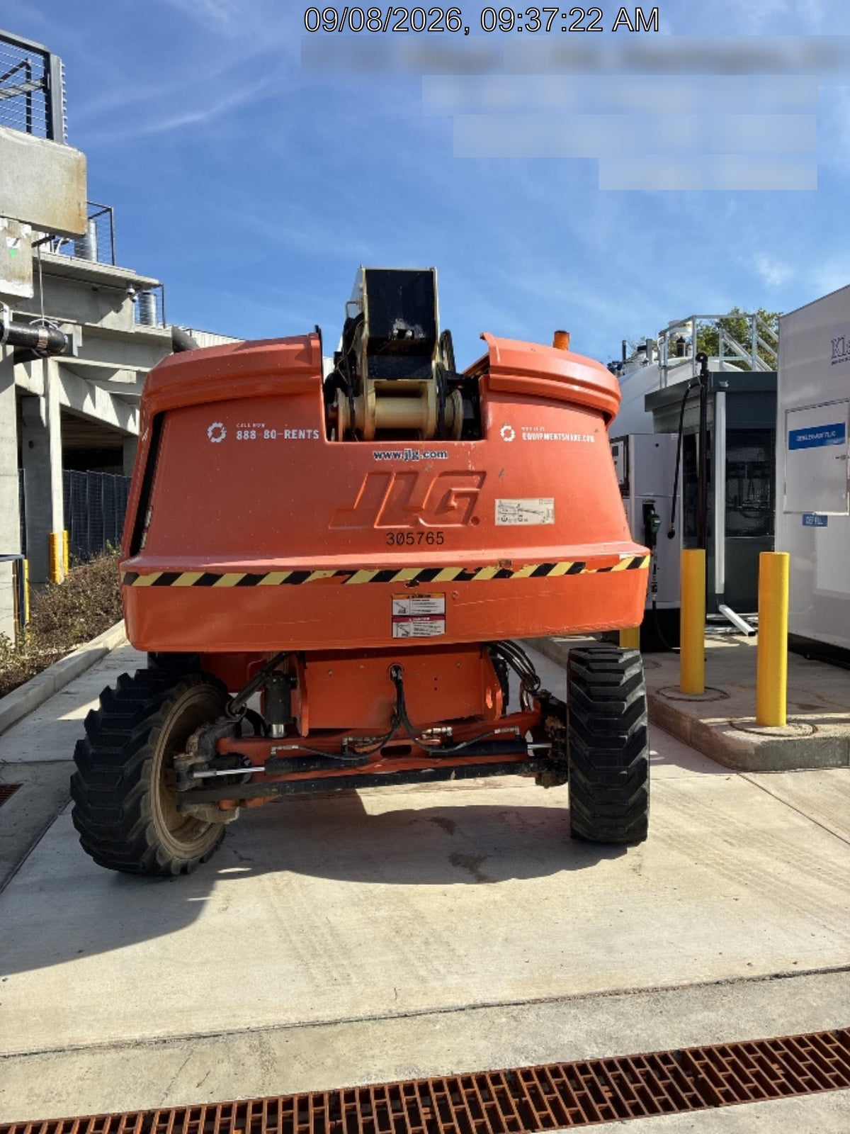 2023 JLG 660SJ