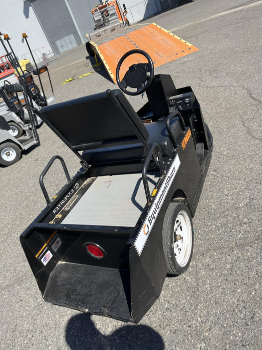 2022 COLUMBIA Expeditor