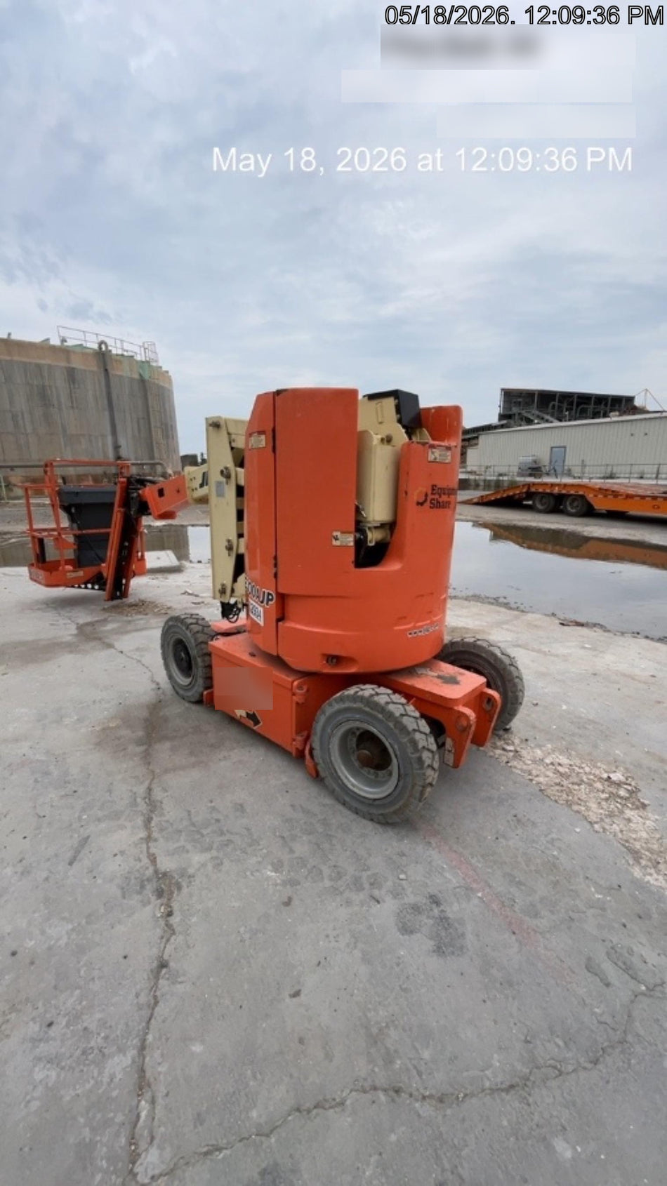 2019 JLG E300AJP