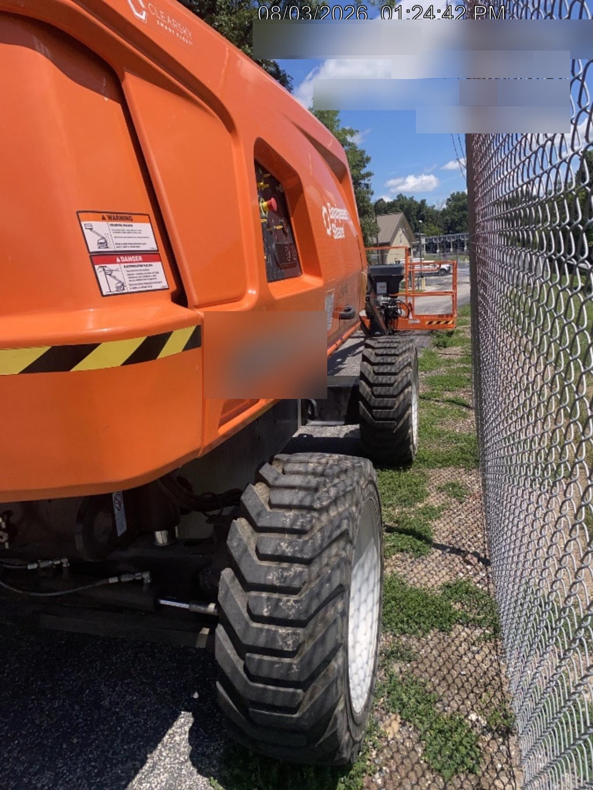 2025 JLG 660SJ