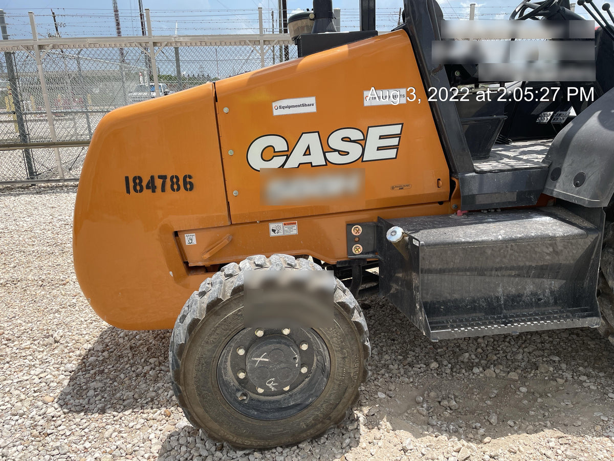 2021 CASE 588H