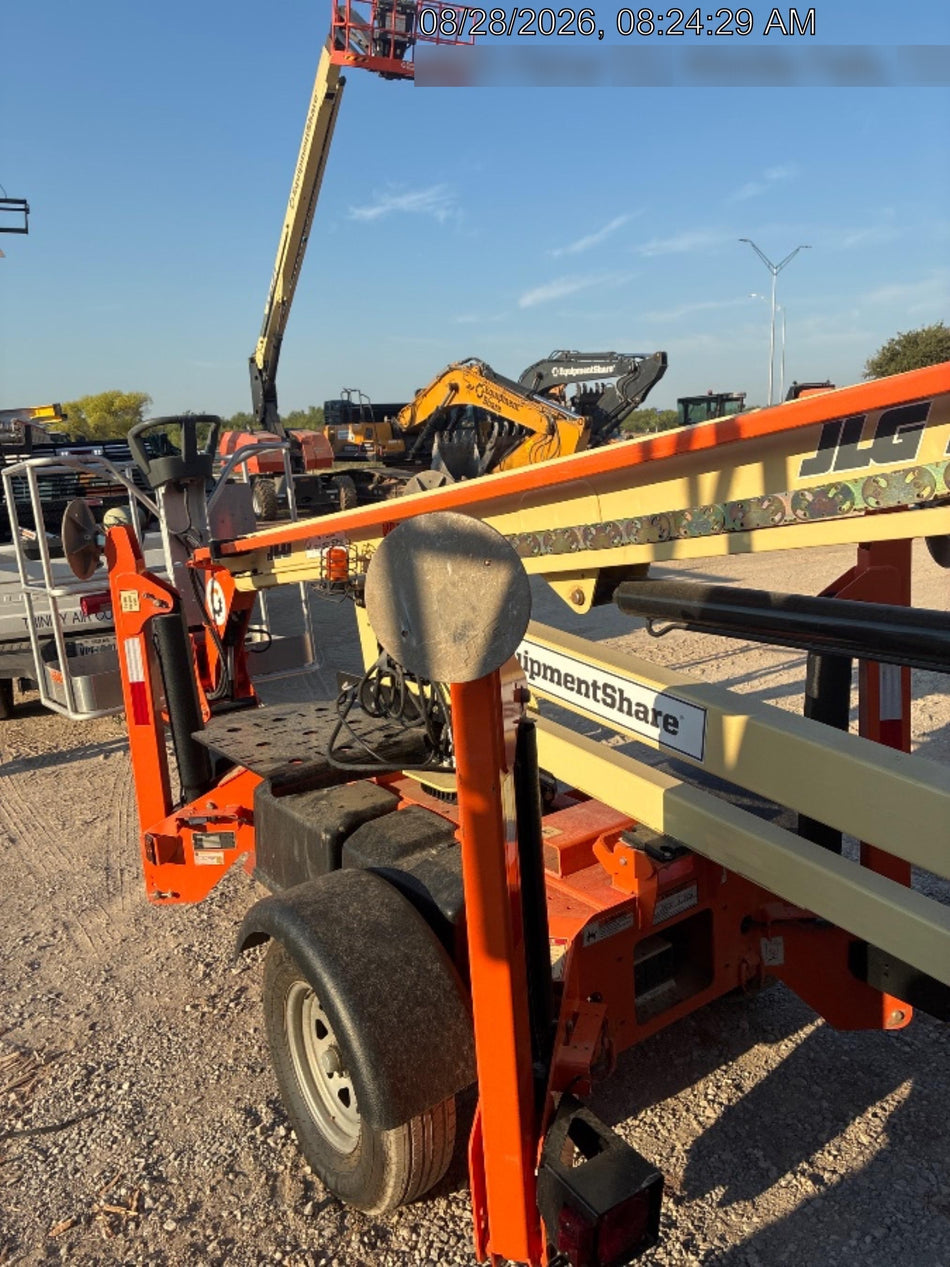 2023 JLG T350