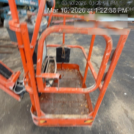 2021 JLG E300AJP