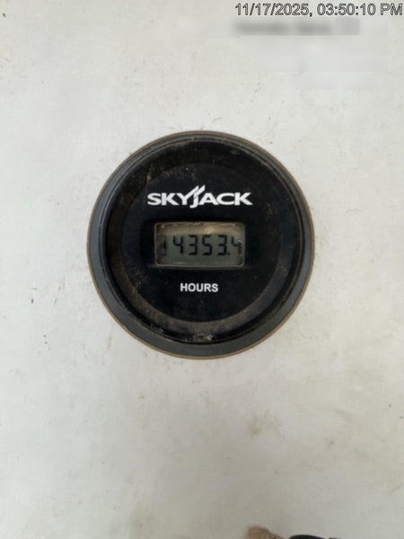 2017 SKYJACK SJ66T