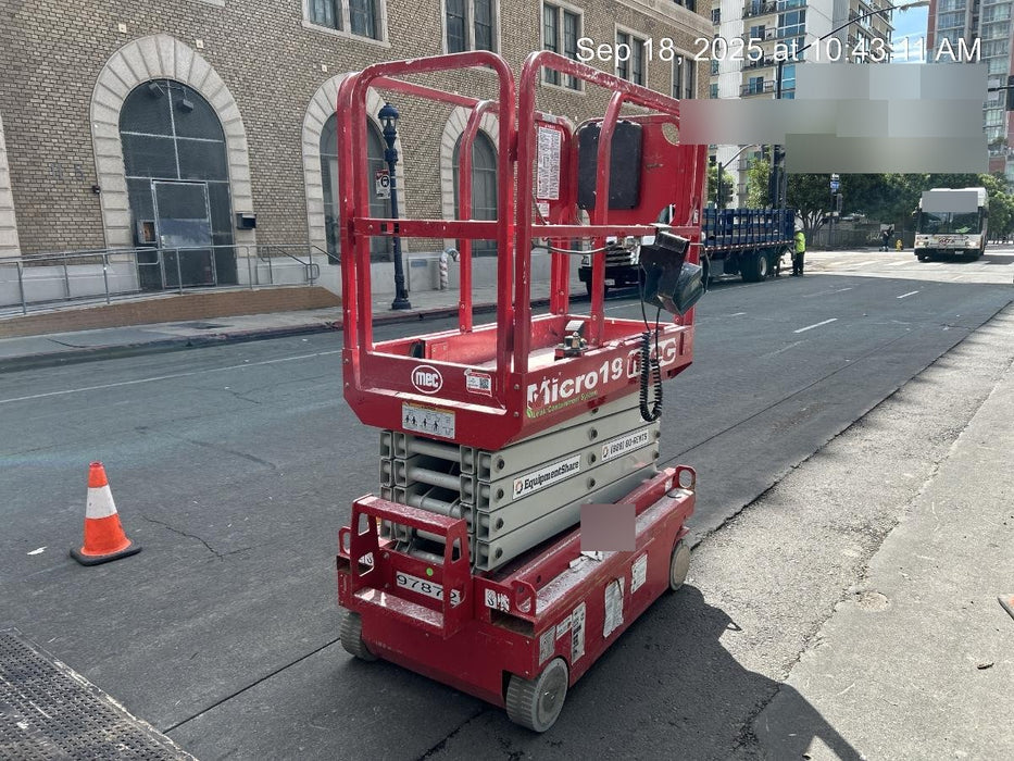 2020 MEC 1330SE Solid NM Tires, Steel Swing out Doors, LCS, Beacon, 900W Inverter