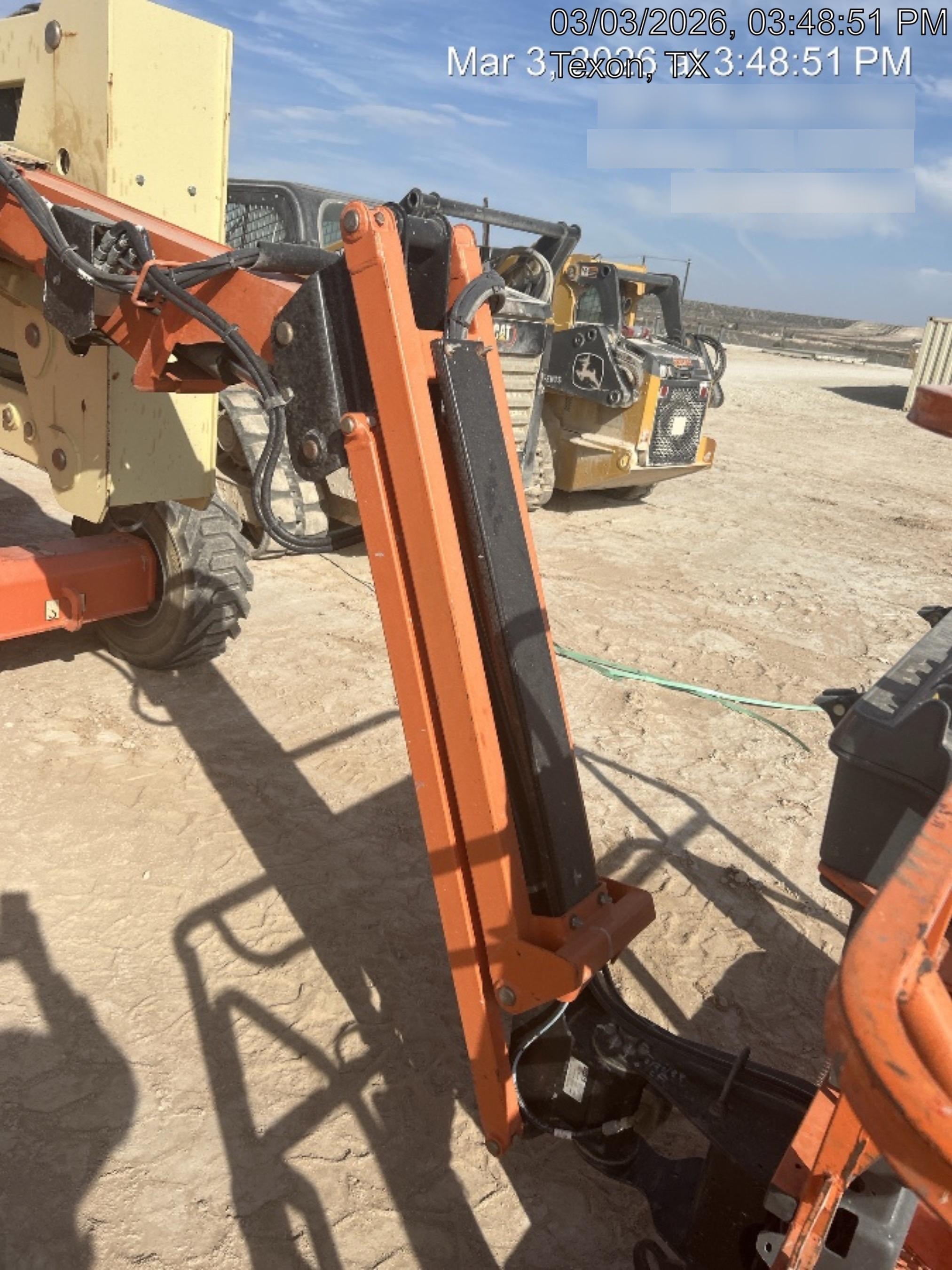 2019 JLG 450AJ