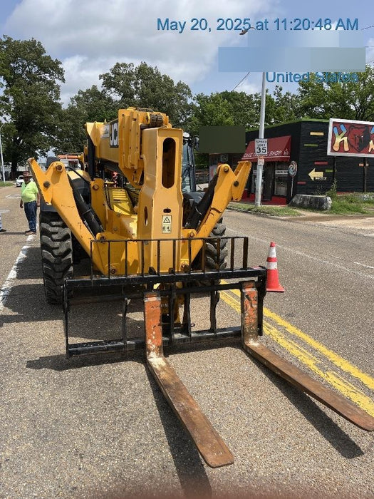 2020 JCB 510-56 Cab/Heat/Air, 74 HP, Solid Tires, STD Worklight, Beacon, Aux Hydraulics, Lifting Eye, Back up Alarm w/66" Carriage/60" Forks