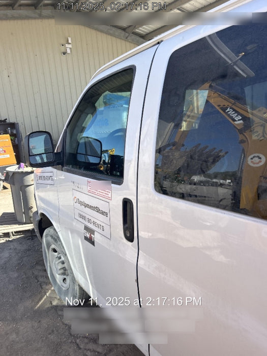 2023 CHEVROLET Express Van - Rental