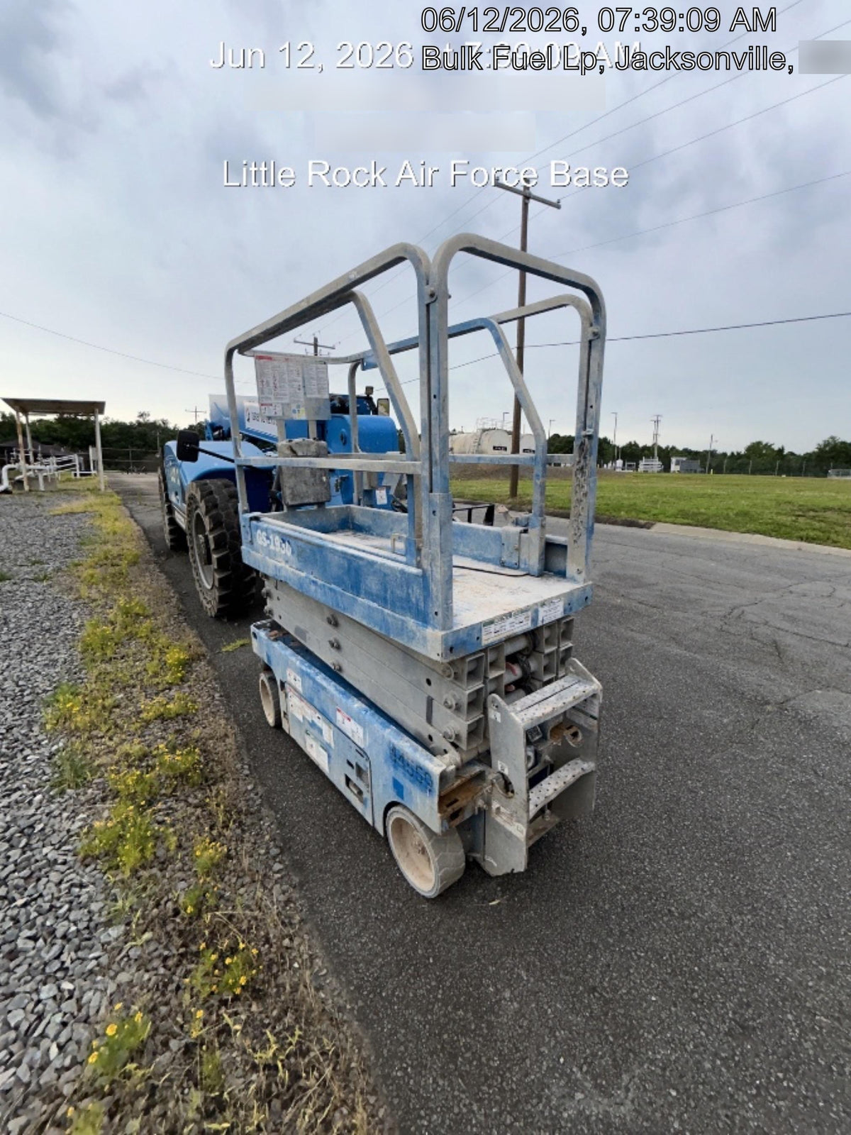2019 Genie GS-1930 Fixed rails with chain Entry