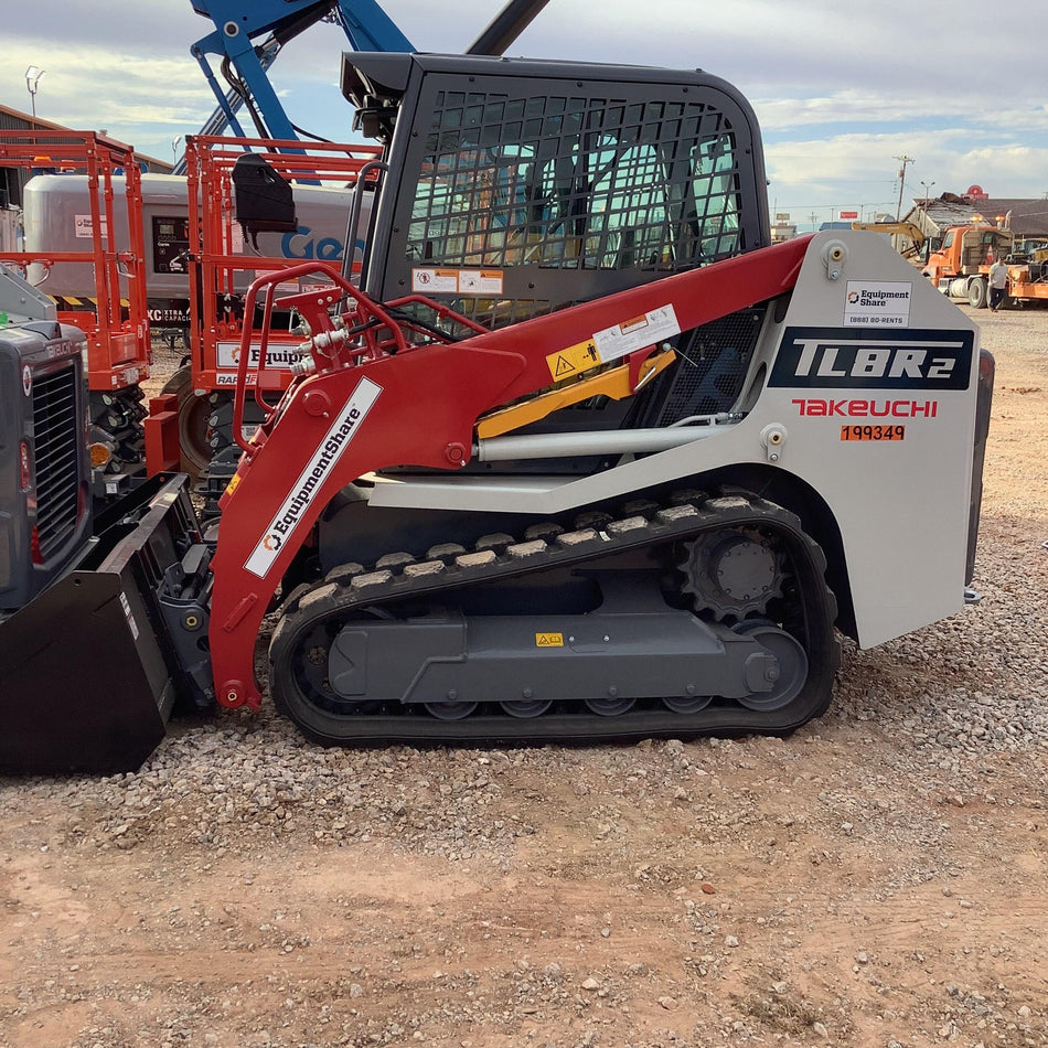 2022 TAKEUCHI TL8R2-CR