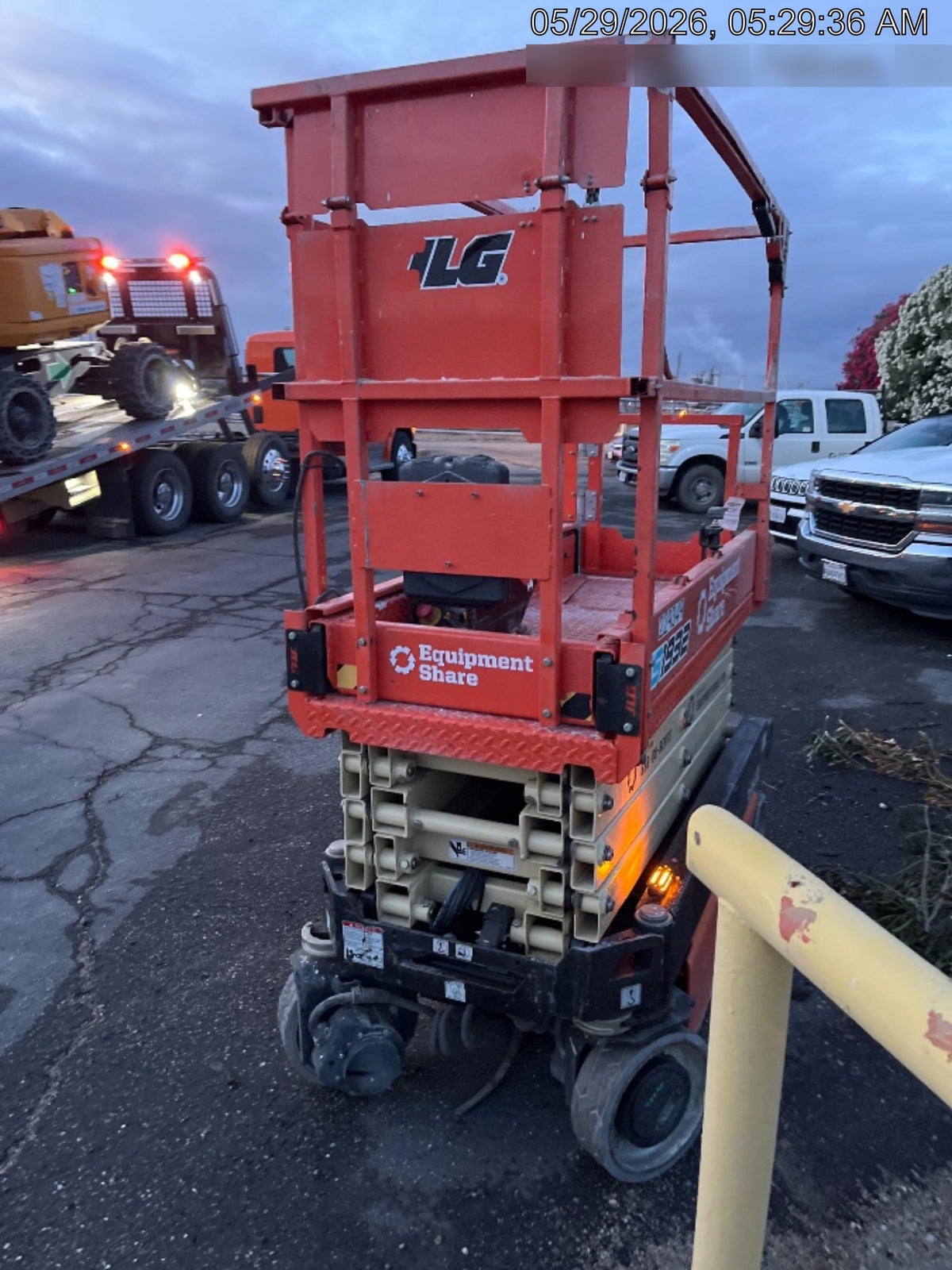 2022 JLG ES1932