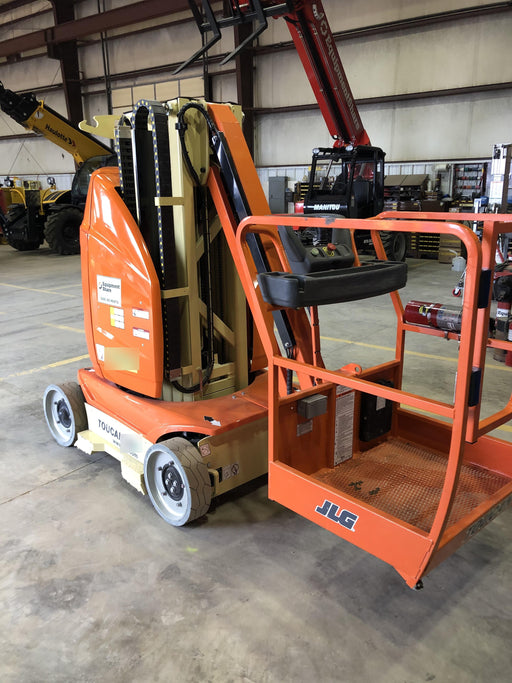 2019 JLG T26E