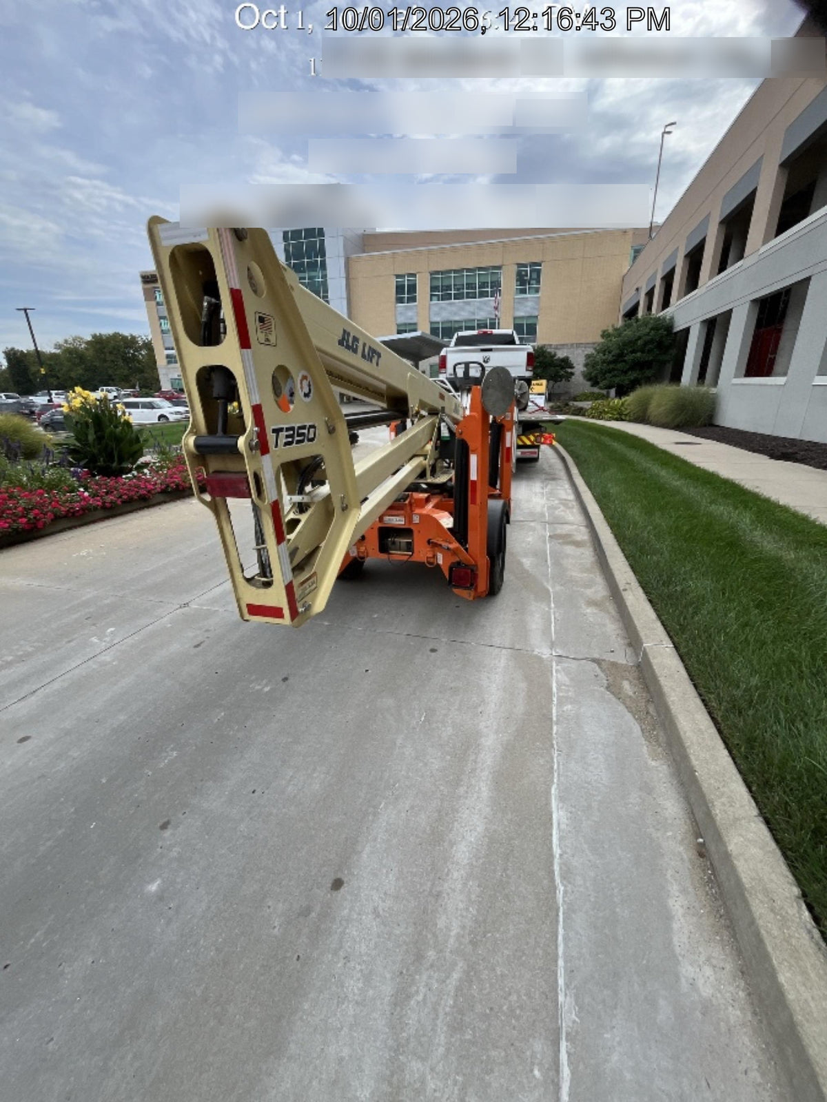 2022 JLG T350