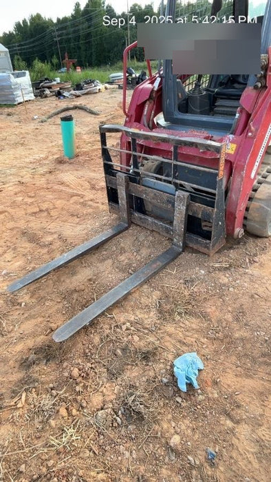 2022 ARROW MATERIAL HANDLING 60" Pallet Forks - Arrow