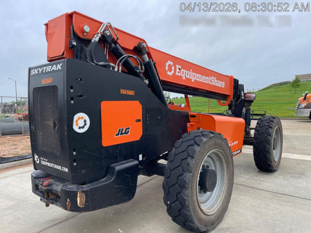 2023 SKYTRAK 8042