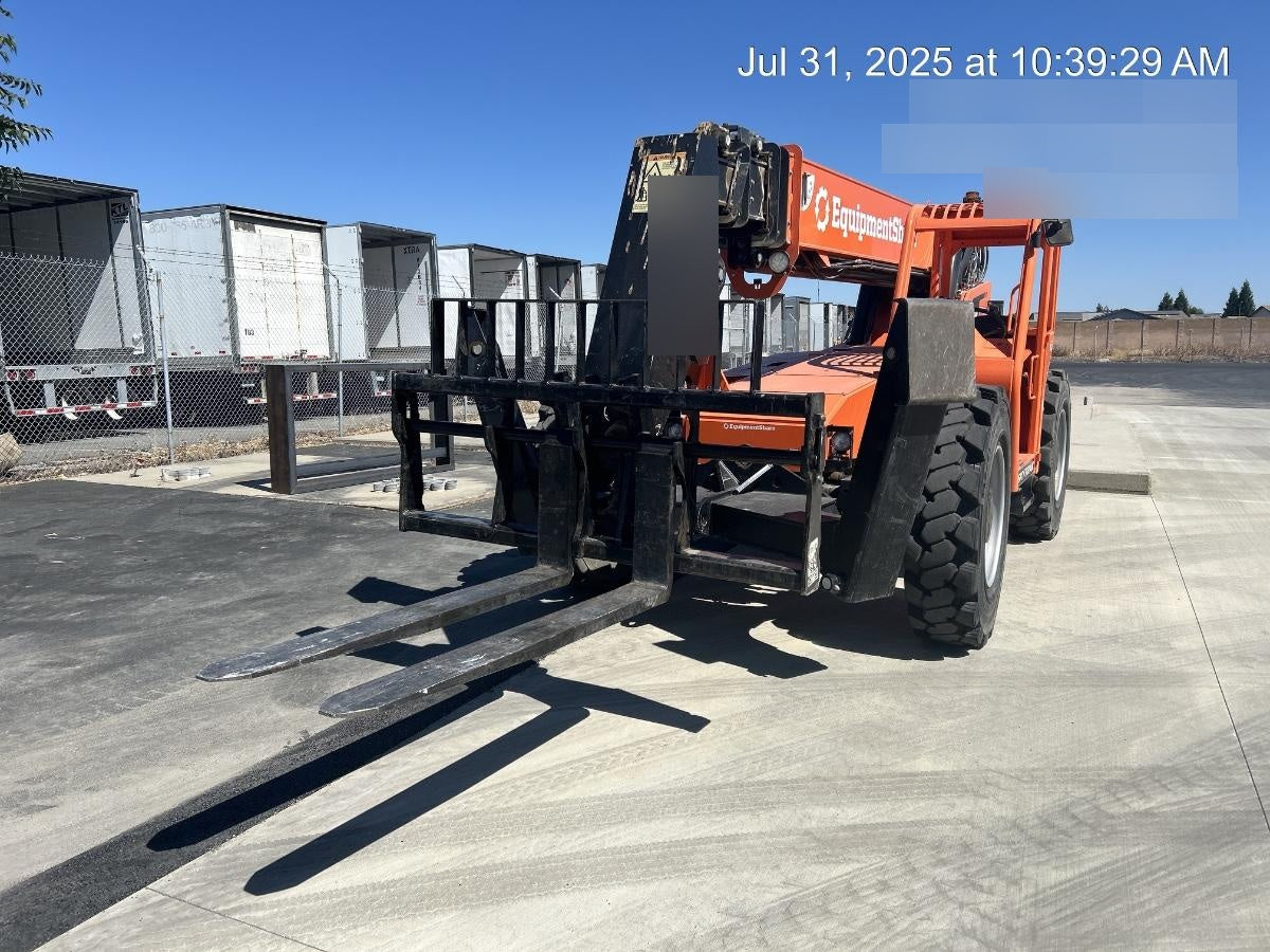 2022 SKYTRAK 10054