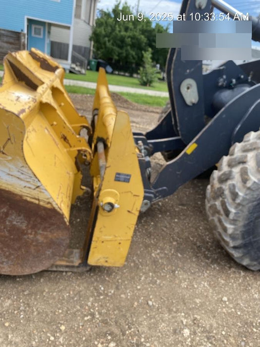 2020 JOHN DEERE 96" Loader Fork Carriage - John Deere