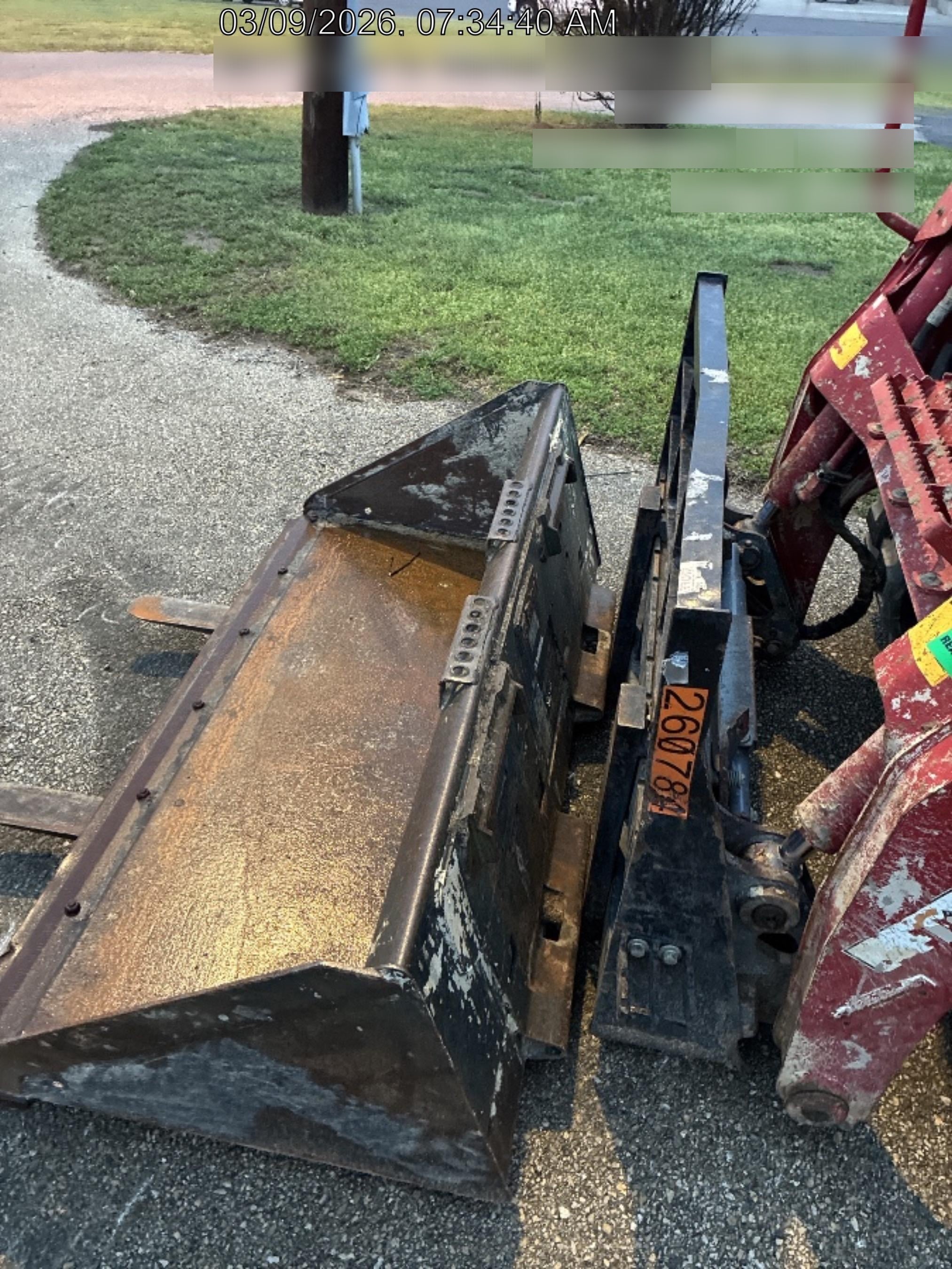2022 ARROW MATERIAL HANDLING 48" Pallet Forks - Arrow