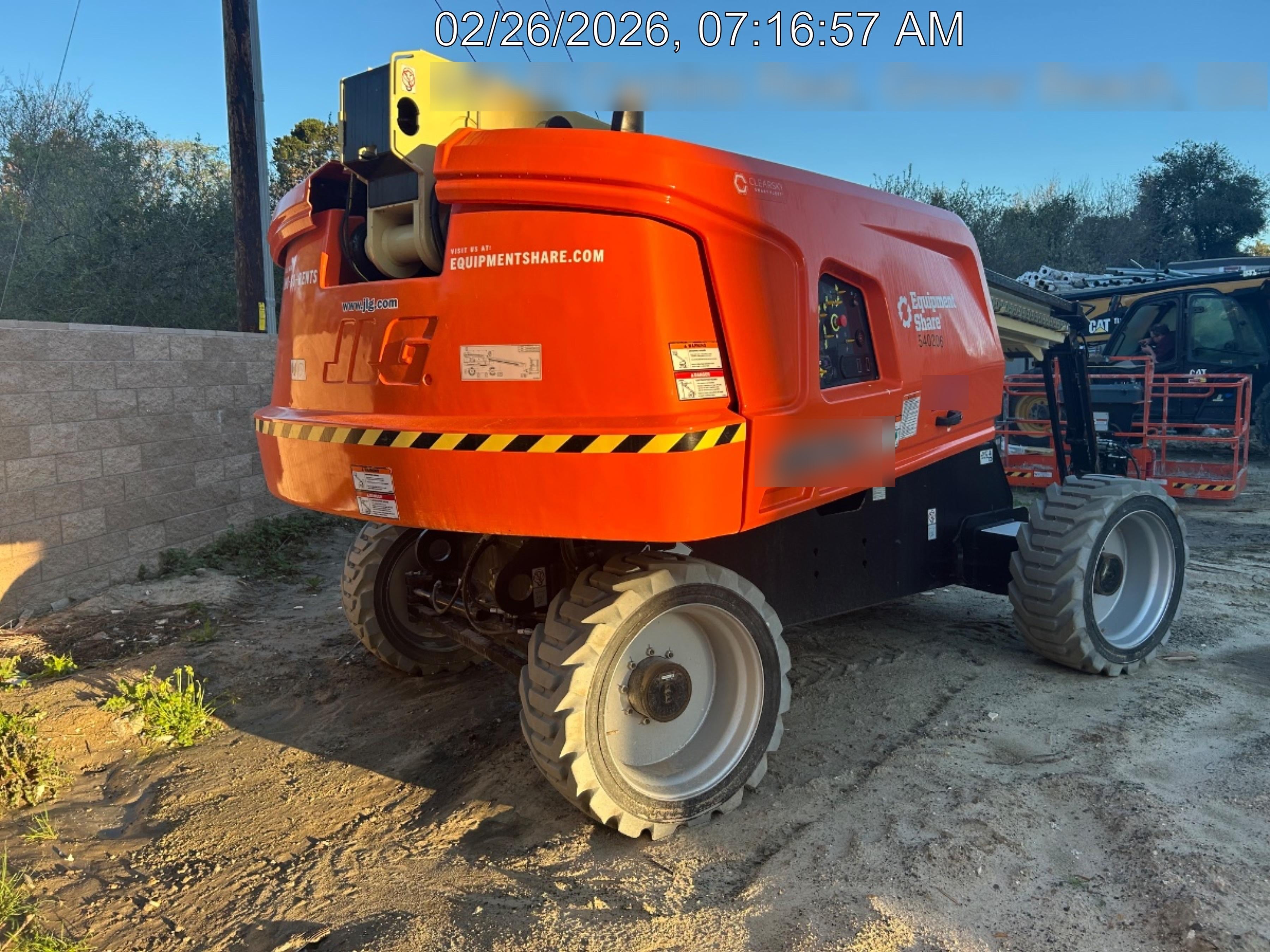 2025 JLG 660SJ
