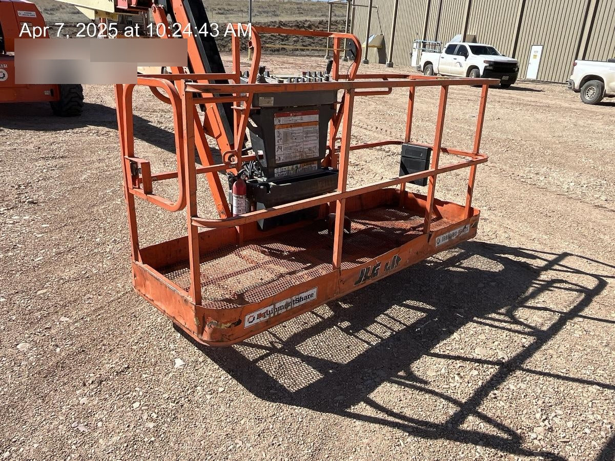 2021 JLG 860SJ