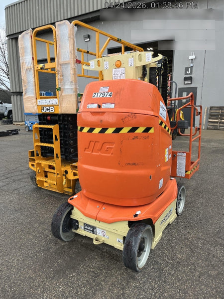 2022 JLG 26E