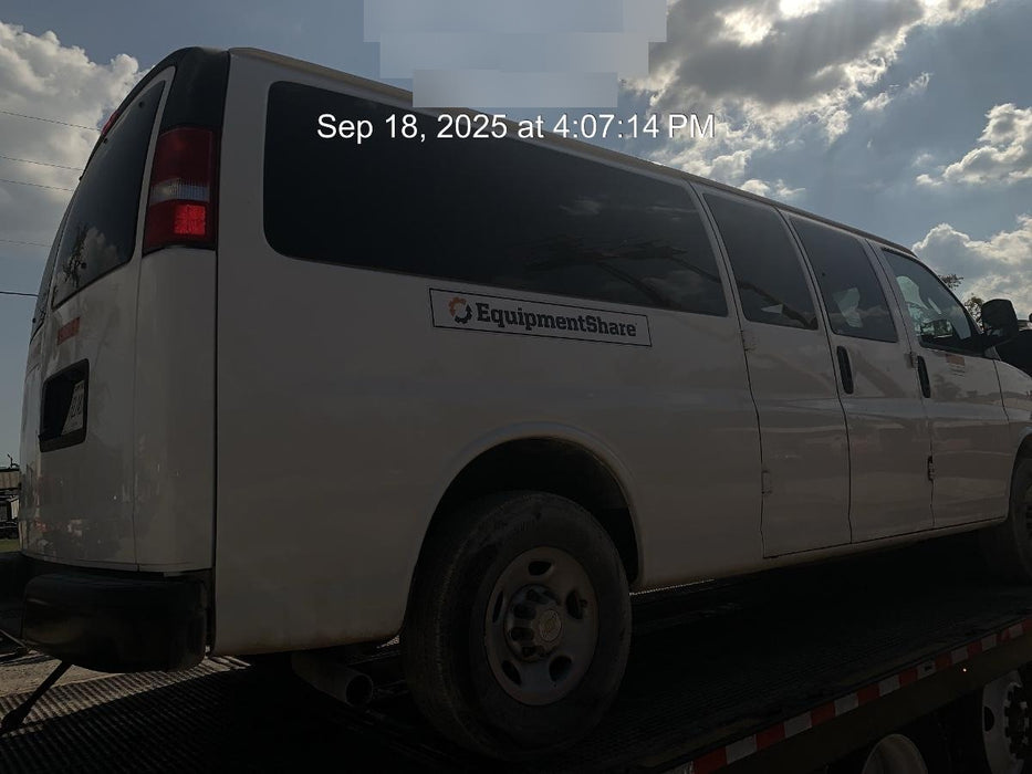 2023 CHEVROLET Express Van - Rental