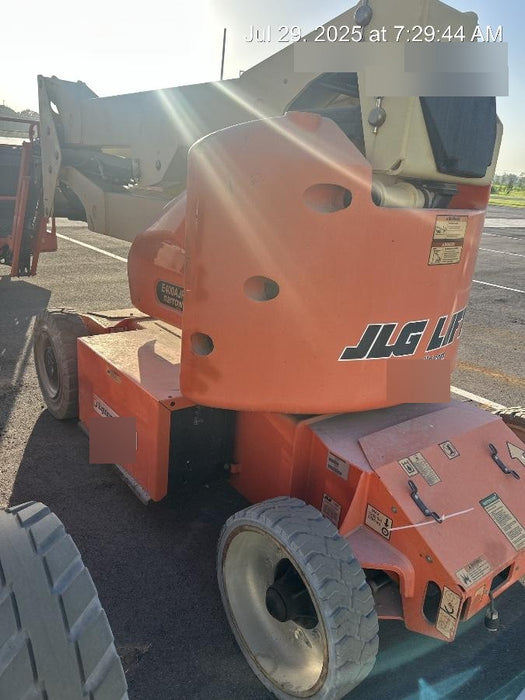 2019 JLG E400AJPN