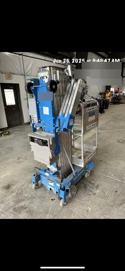2019 GENIE AWP-30S