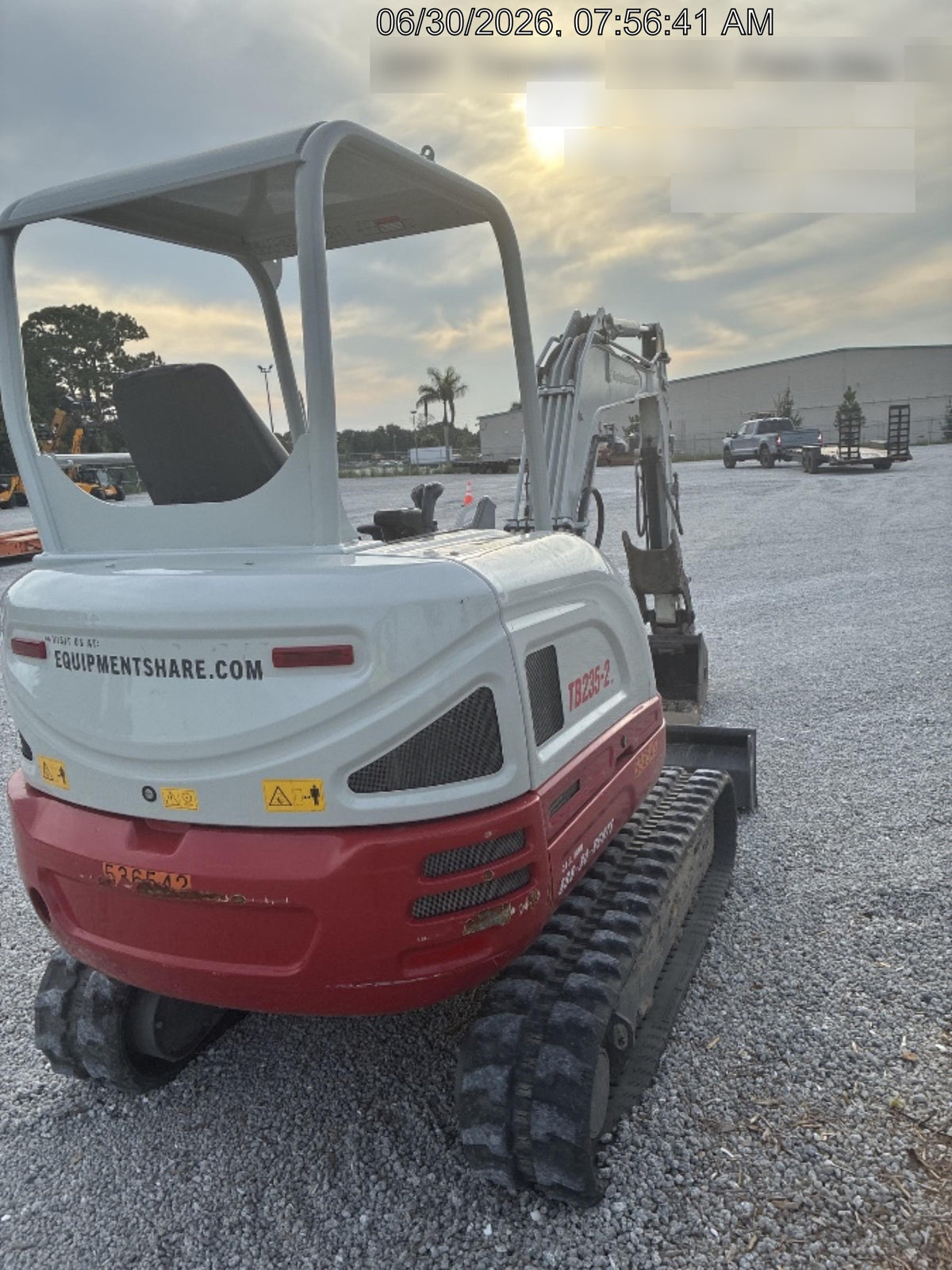 2025 TAKEUCHI TB235-2R