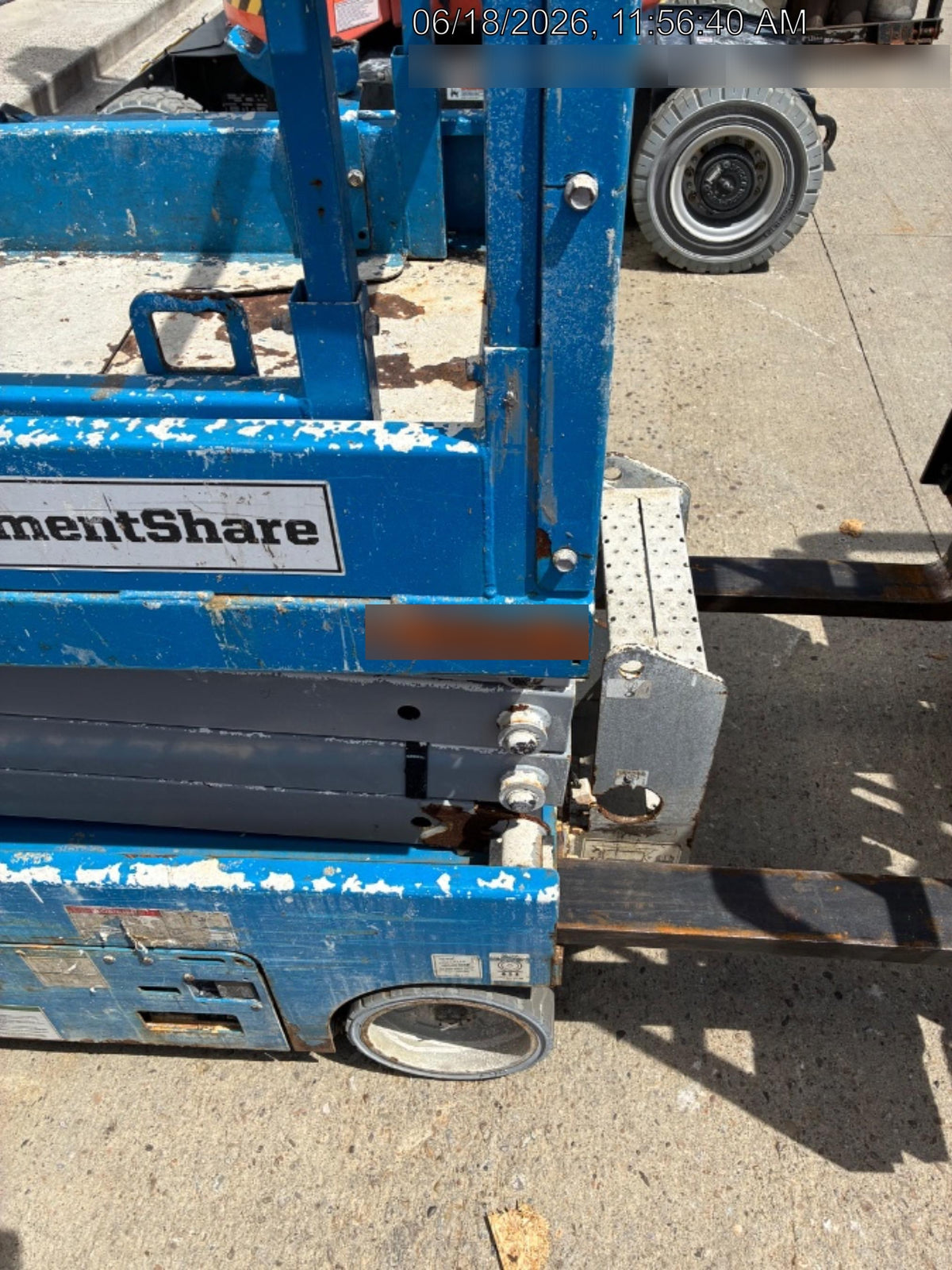 2020 Genie GS-1930 Solid Non Marking Tires, Beacon, Folding rails with half height swing gate