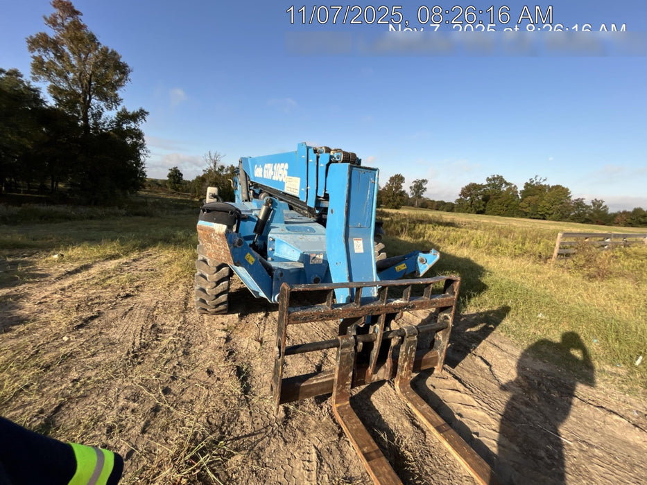 2018 Genie GTH-844 Genie GTH-844 w/ROPS, Work Lights, Solid Tires, RH Cab Mesh, Beacon, 60" Carriage and Forks